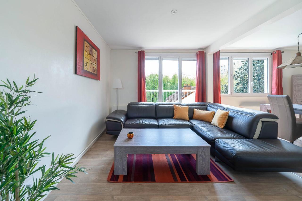 Le Raymond - Appartement Proche Du Centre Sportif, Des Rives De L'Allier Et Du Centre-Ville - Parking 비시 외부 사진