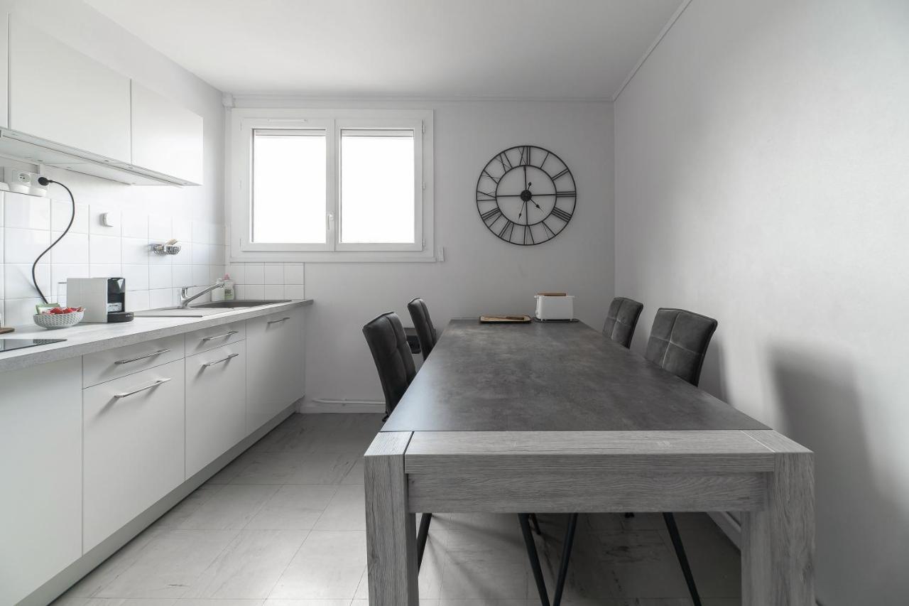 Le Raymond - Appartement Proche Du Centre Sportif, Des Rives De L'Allier Et Du Centre-Ville - Parking 비시 외부 사진