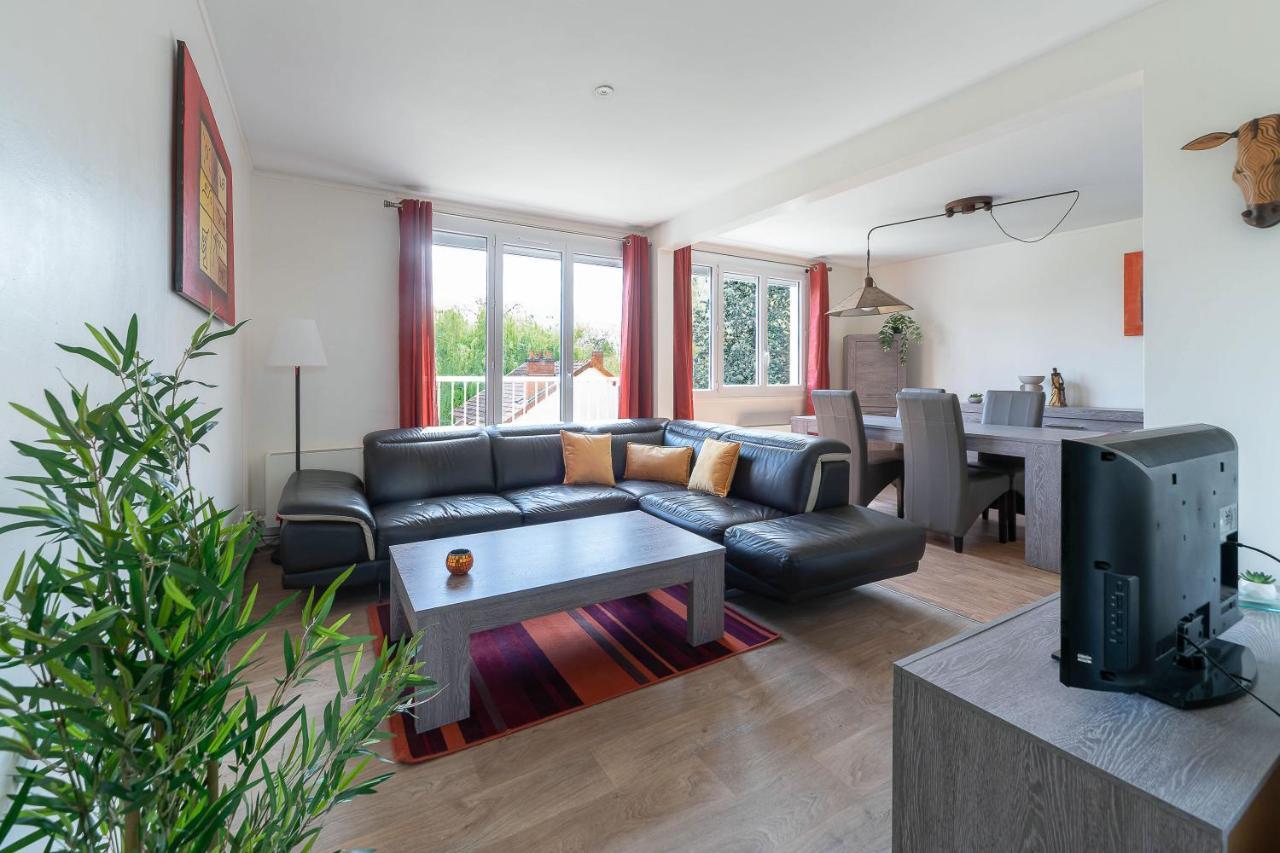 Le Raymond - Appartement Proche Du Centre Sportif, Des Rives De L'Allier Et Du Centre-Ville - Parking 비시 외부 사진