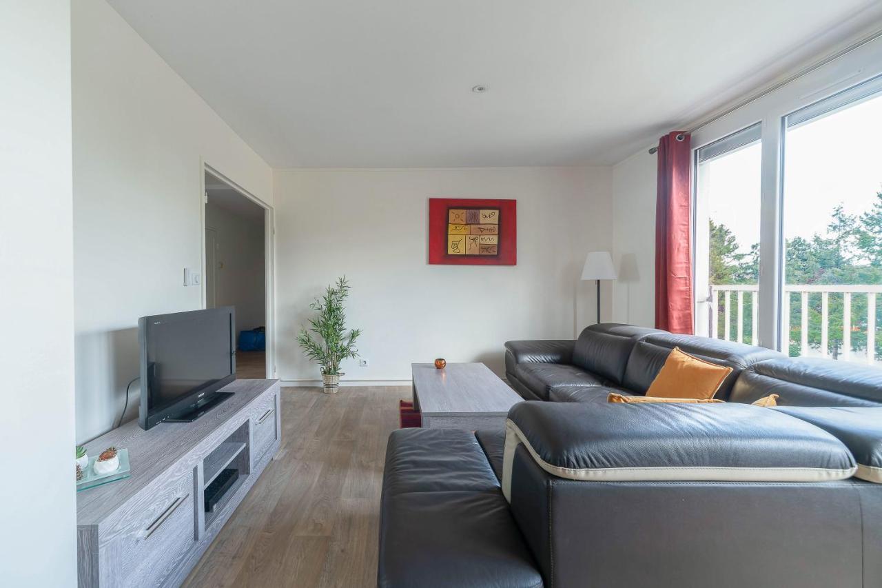Le Raymond - Appartement Proche Du Centre Sportif, Des Rives De L'Allier Et Du Centre-Ville - Parking 비시 외부 사진