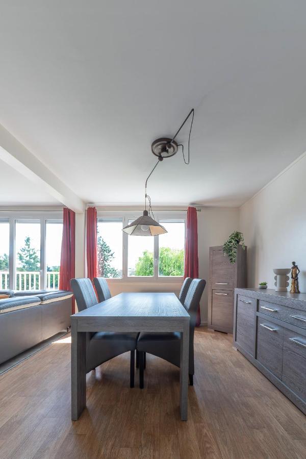 Le Raymond - Appartement Proche Du Centre Sportif, Des Rives De L'Allier Et Du Centre-Ville - Parking 비시 외부 사진